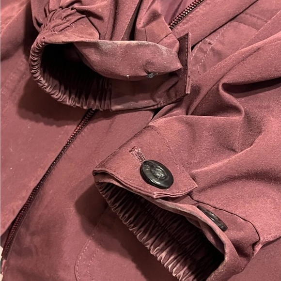 Women’s LL Bean Size Small Eggplant Lightweight Full Zip Jacket - Picture 4 of 5